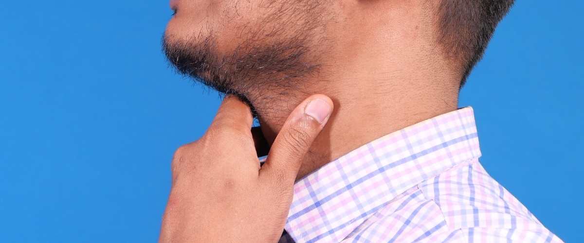 ¿Por qué te duele la garganta? | Farmacia del Sagrario